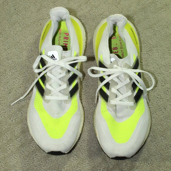 Size 9.5 - adidas UltraBoost 21 White Solar Yellow Athletic Shoes FY0377 - Picture 2 of 6